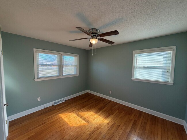 Building Photo - Statesville - HWY 21 - 3 BD/ 1 BA