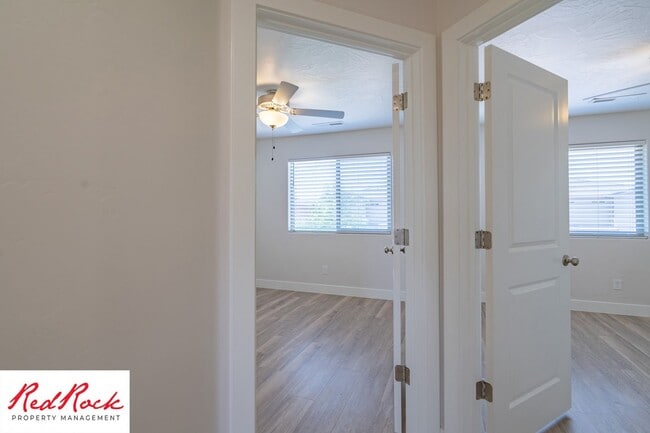 Building Photo - 1005 Tortoise Rock Dr