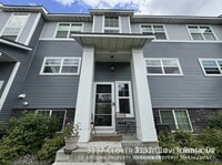 Building Photo - 3137 Clover Ridge Dr