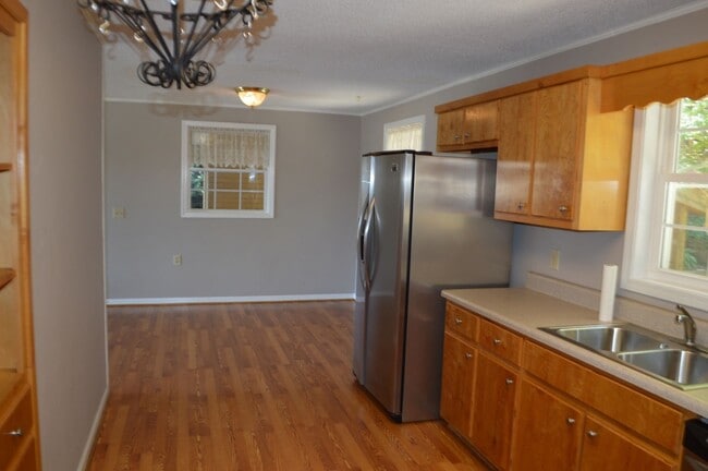 Building Photo - 3 Bedroom, 2 Bathroom Home Near Clemson University