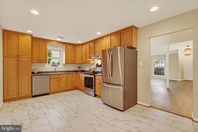 Building Photo - 1706 Fantasia Cir