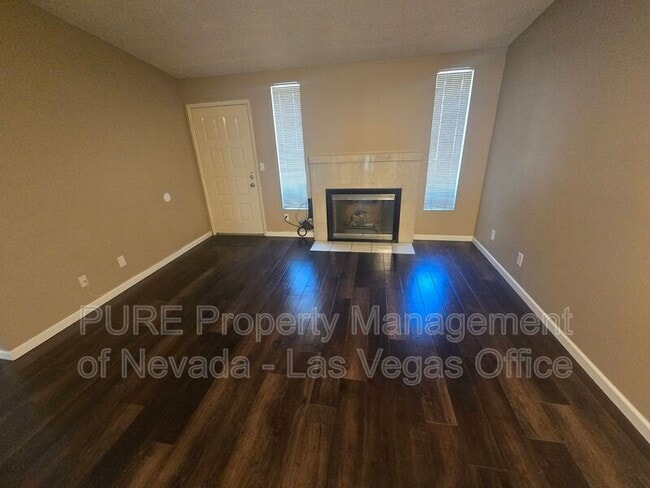 Building Photo - 4270 Rollingstone Dr