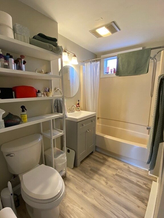 Building Photo - 38 Summer St