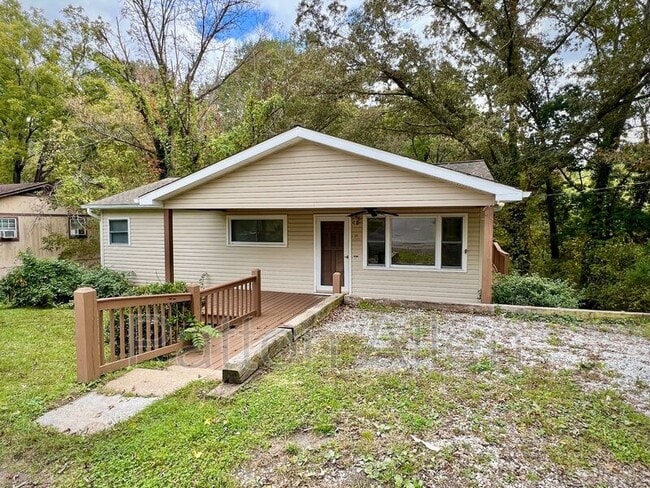 Primary Photo - 14 Friendly Hollow