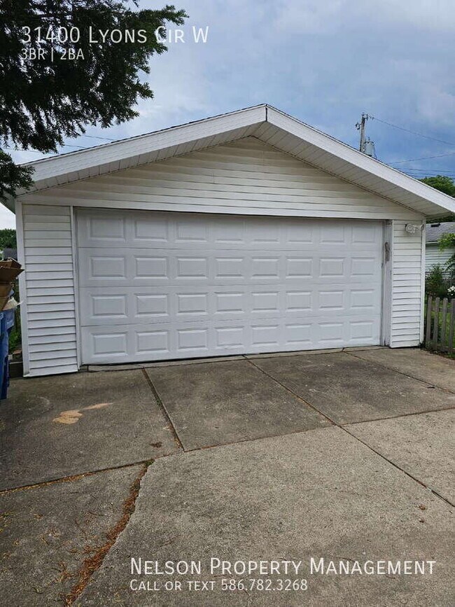 Building Photo - 31400 Lyons Cir W
