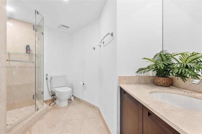 Building Photo - 200 Sunny Isles Blvd