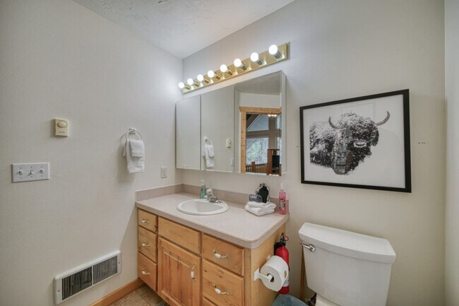 Building Photo - 3627 Bills Loop Rd