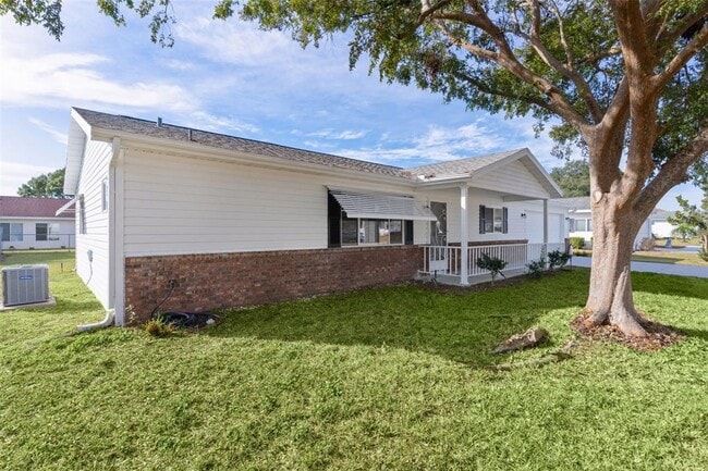 Building Photo - 9389 SE 174th Loop