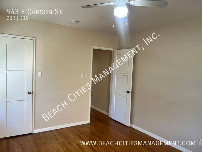 Building Photo - 943 E Carson St