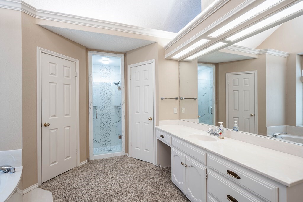 Building Photo - 103 Chukar Run