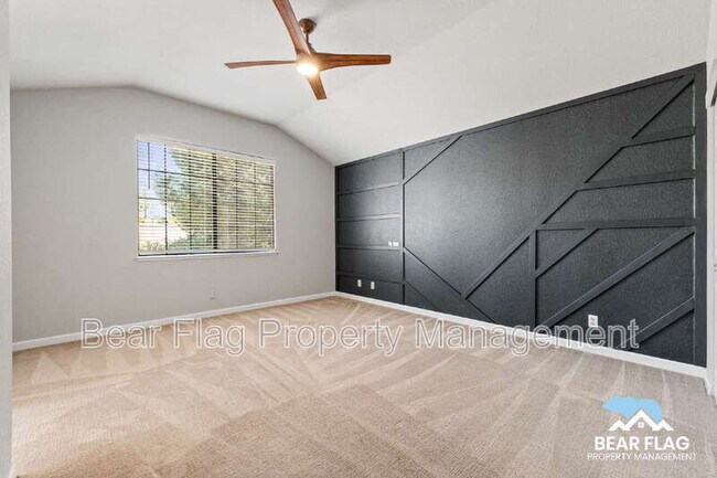 Building Photo - 1601 Wyndham Way