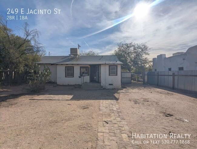 Building Photo - 249 E Jacinto St