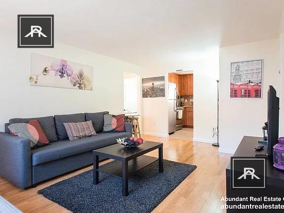 Building Photo - 2 bedroom in Belmont MA 02478