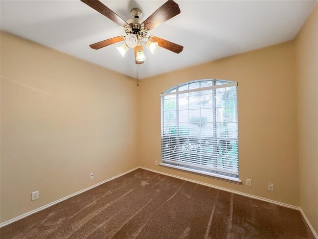 Building Photo - 1512 Suzi Ln