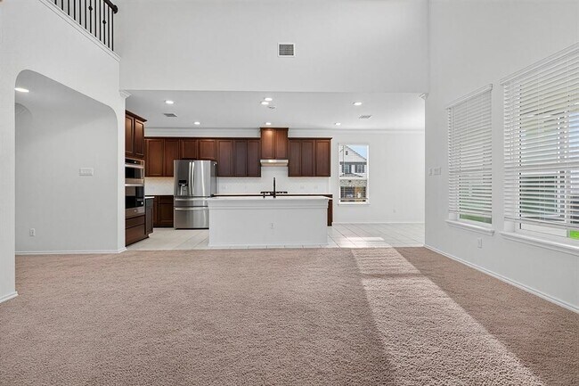 Building Photo - 4600 Ercolano Ln