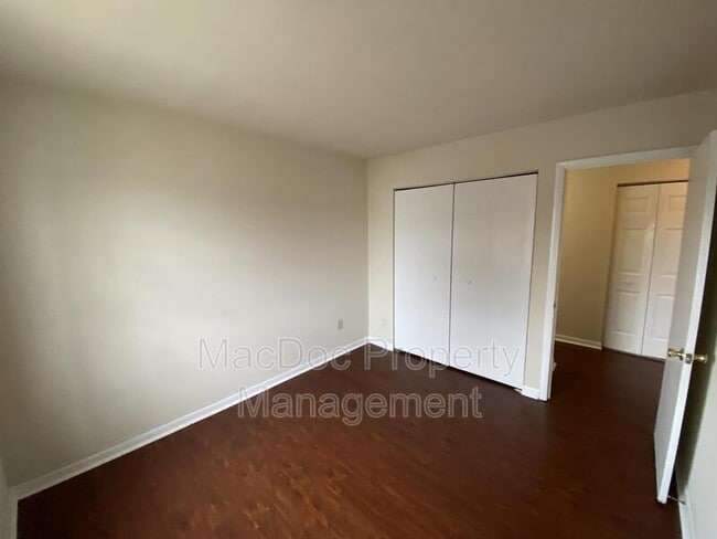 Building Photo - 1000 James Madison Cir