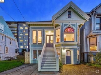 Building Photo - 563 22nd St
