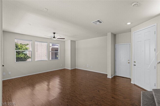 Building Photo - 719 Quayside Ct