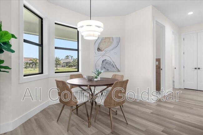 Building Photo - 1173 Rotonda Cir