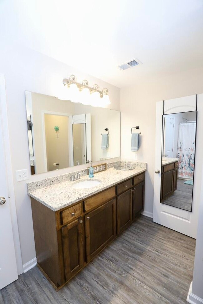 Building Photo - 4415 Patriot Pkwy