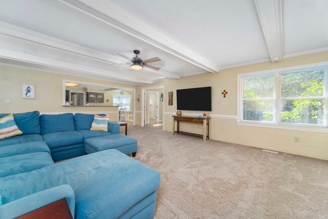 Building Photo - 2617 All Saints Ct