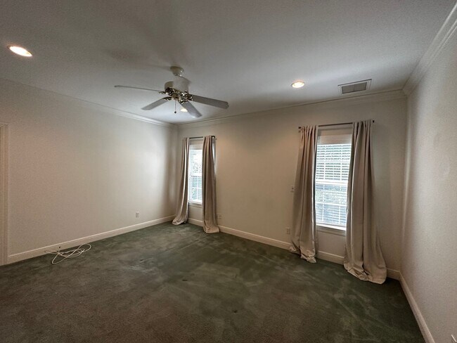 Building Photo - 361 Remington Run Way