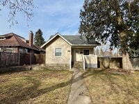 Building Photo - Beautiful 3 Bed 2 Bath Spokane Home w/ Detached Garage and Large Fully-Fenced Yard!