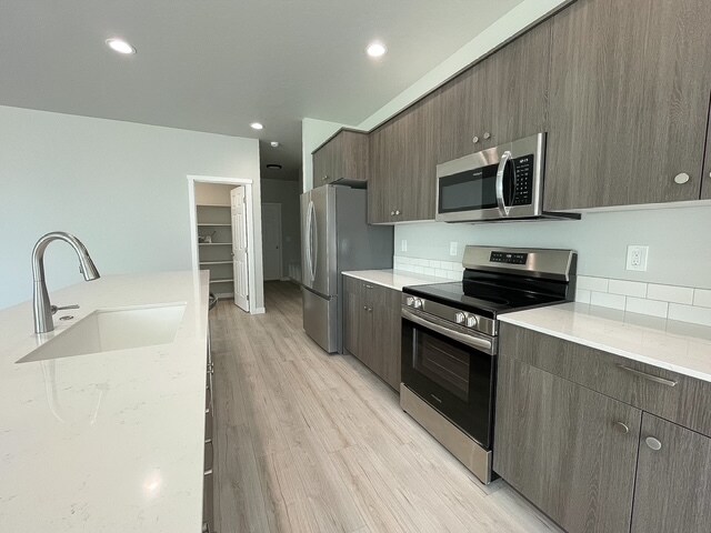 Building Photo - 629 W Snowy Owl St