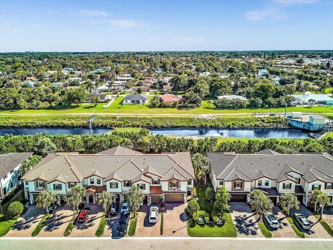 Building Photo - 12956 Anthorne Ln