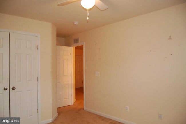 Building Photo - 12699 Lakeside Ct