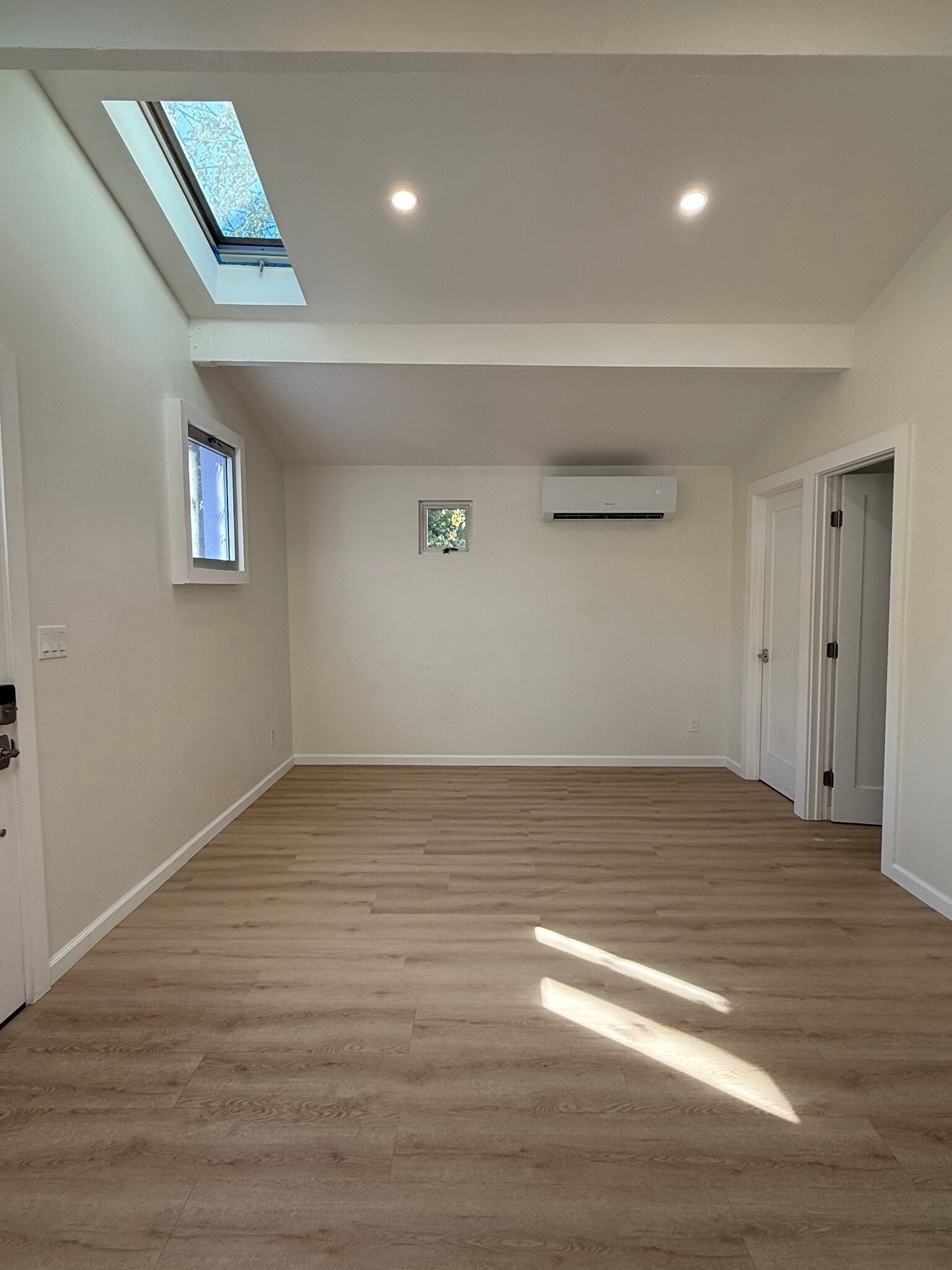 Building Photo - 237 San Juan Ave