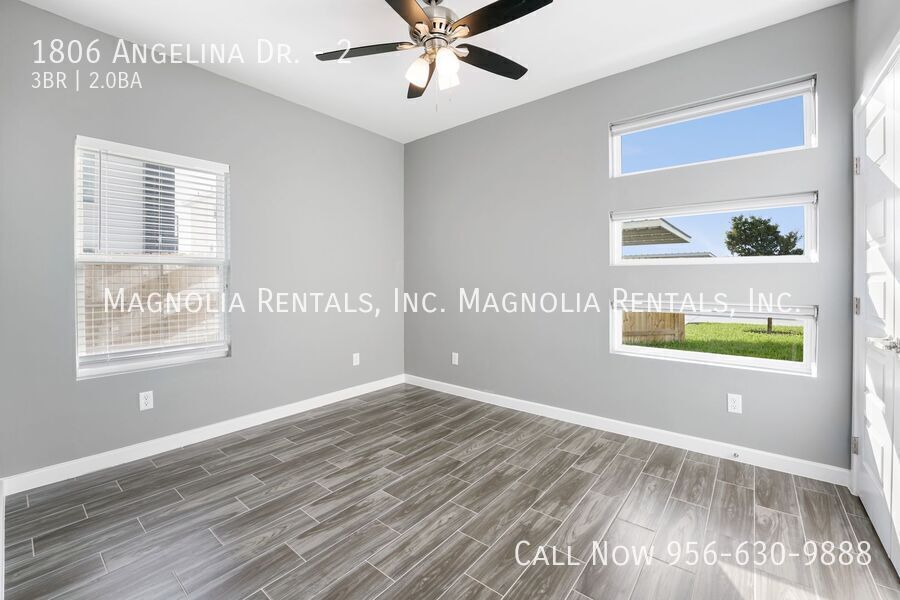 Building Photo - 1806 Angelina Dr