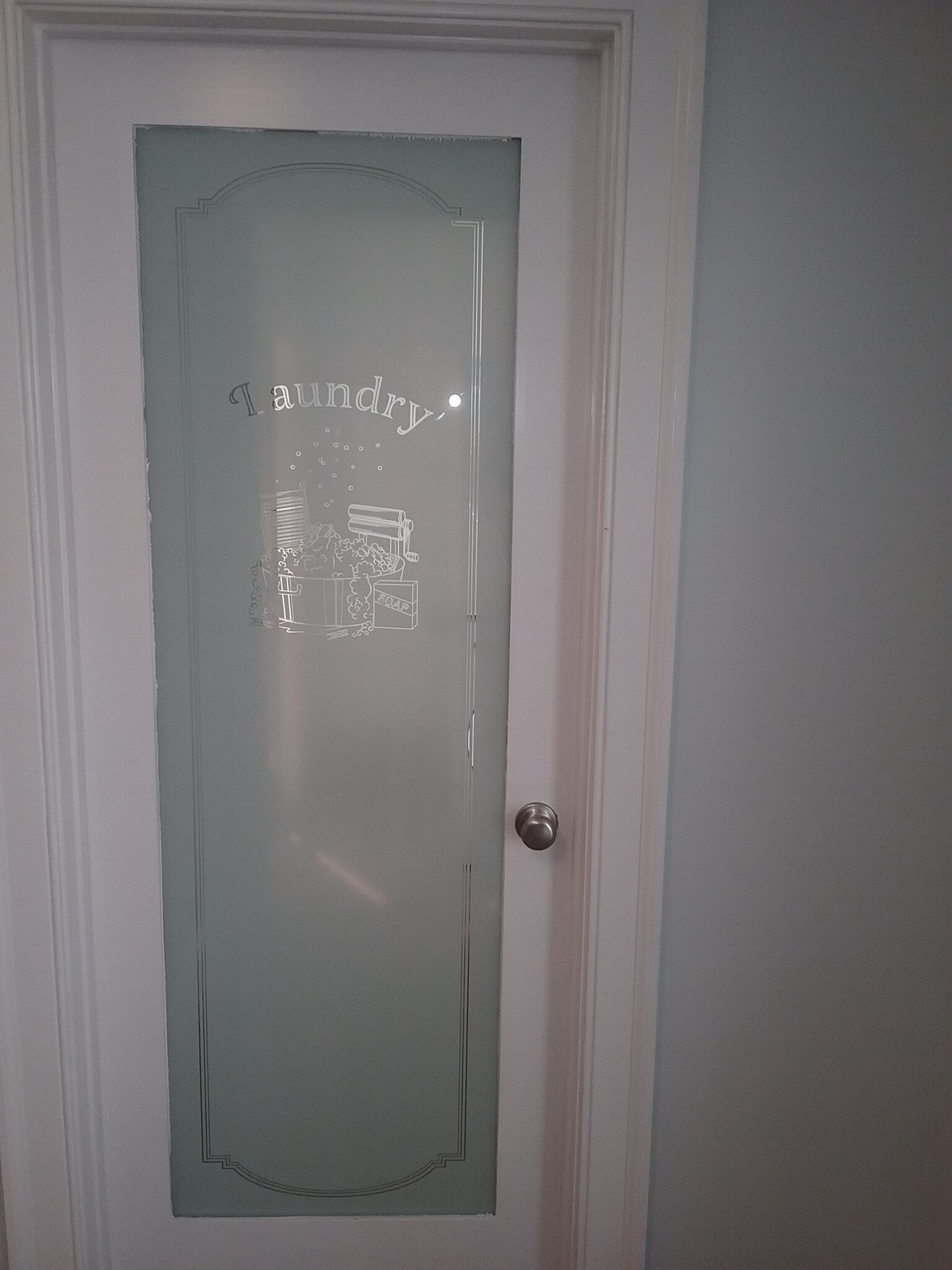 Building Photo - 701 Rosalyn Dr