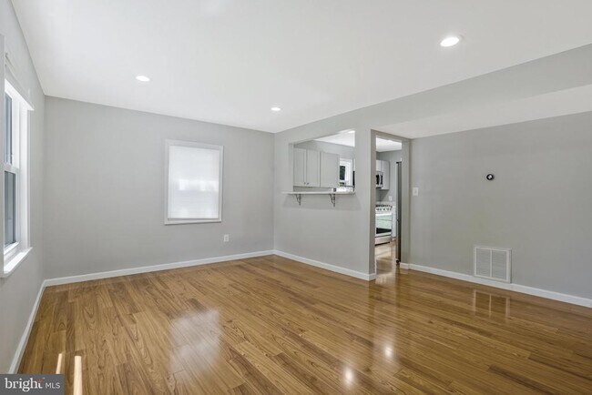 Building Photo - 6024 Rixey Dr