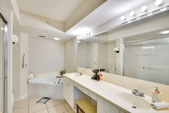 Building Photo - 2055 S Atlantic Ave