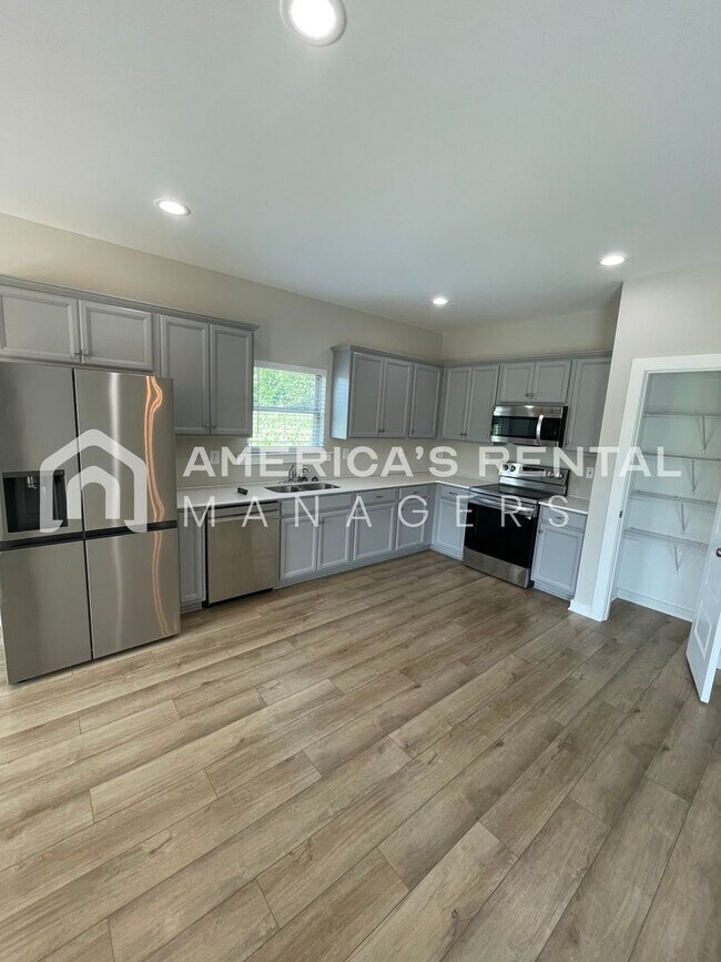 Building Photo - Home for Rent in Jasper, AL!!!  View with 48 Hours Notice!