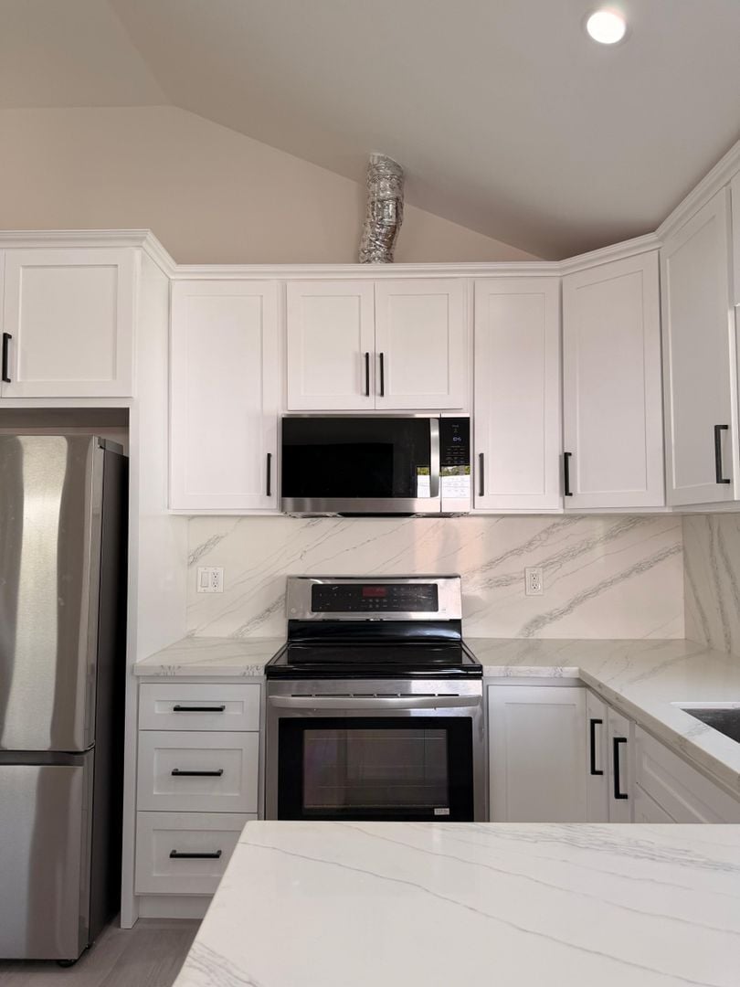 Building Photo - 720 Geneva St