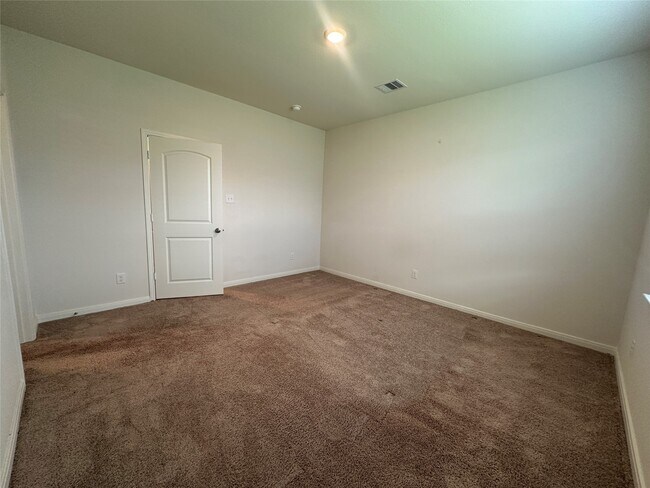 Building Photo - 26720 Frost Dr