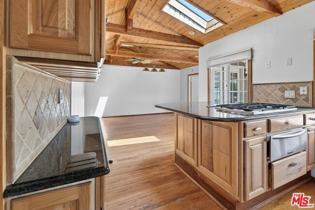 Building Photo - 626 Jamestown Rd