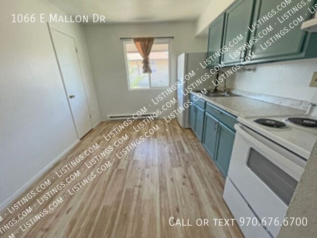 Building Photo - 1066 E Mallon Dr