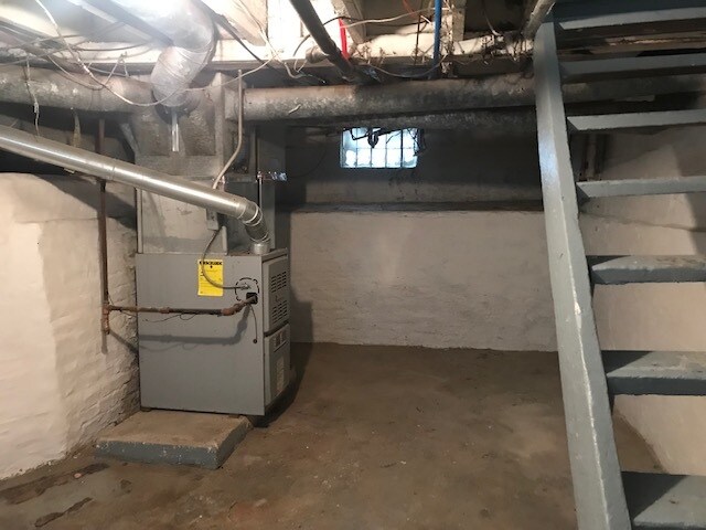 Building Photo - 1711 S Scott St