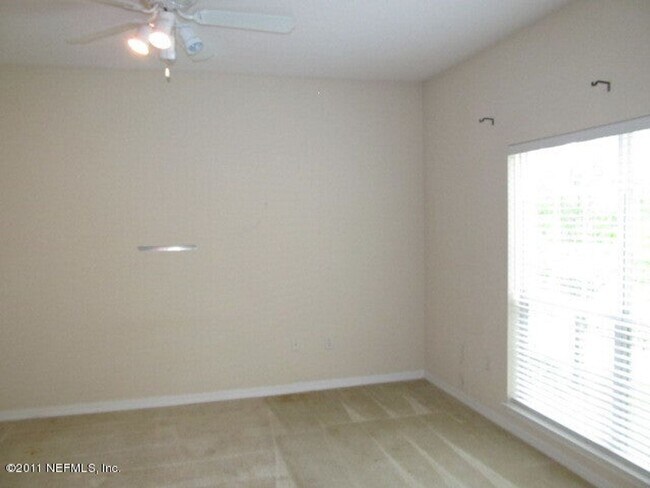 Building Photo - 2-bedroom condo - ground floor