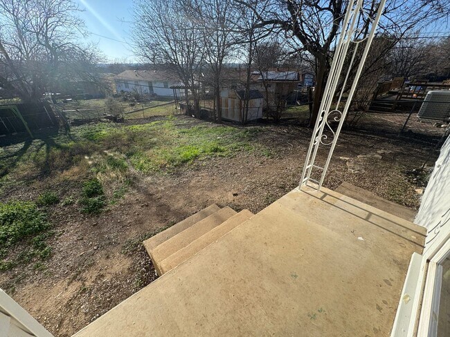 Building Photo - 3-Bedroom House for Rent in Copperas Cove
