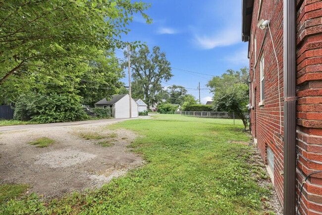 Building Photo - 1048 BERKELEY Rd