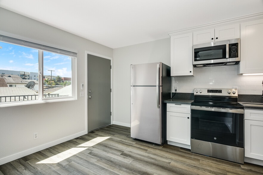 Building Photo - 4142 44th St