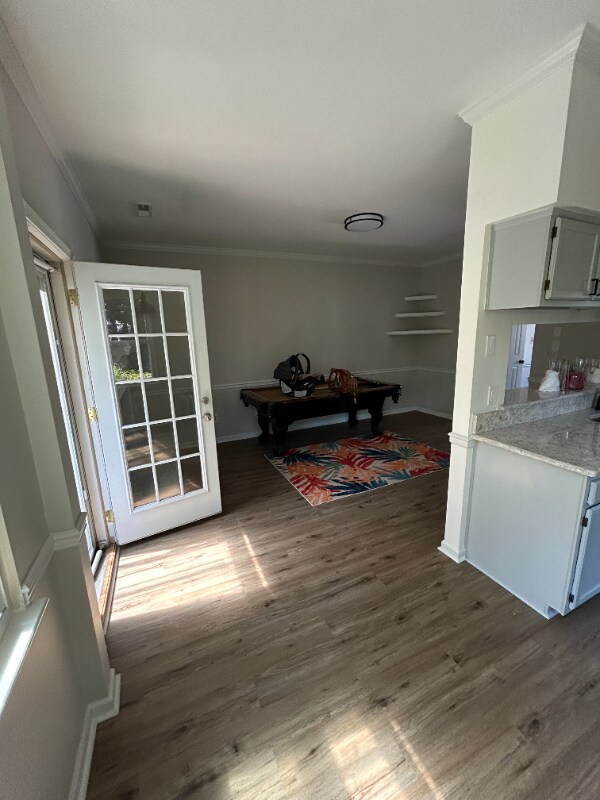 Building Photo - 601 Sedgefield Ct