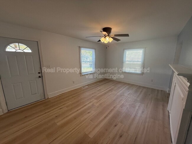 Building Photo - 1604 Textile Dr