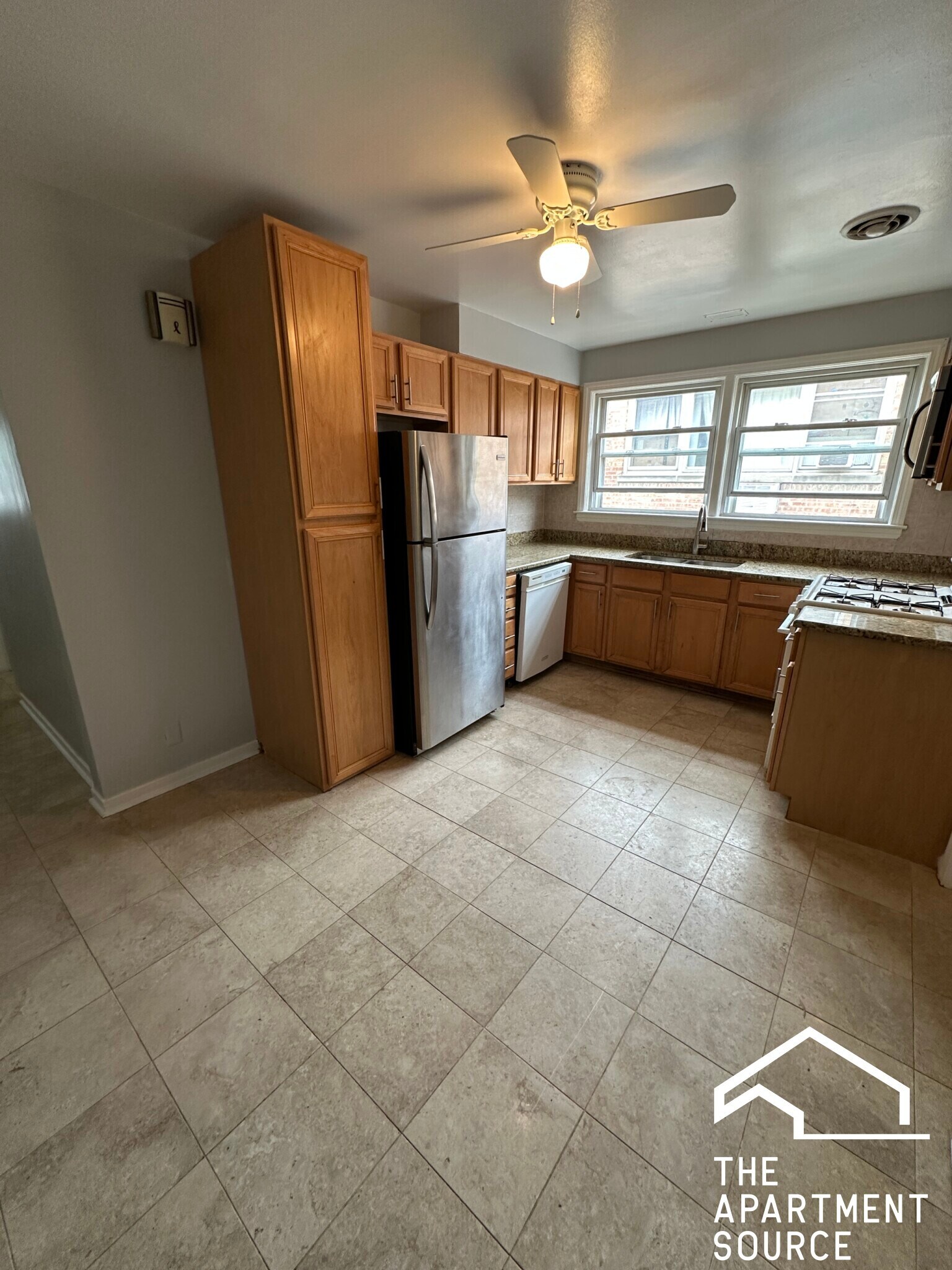 Building Photo - 8221 Keating Ave