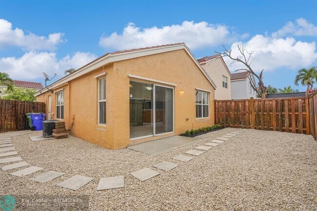 Building Photo - 3387 Chickee Ln