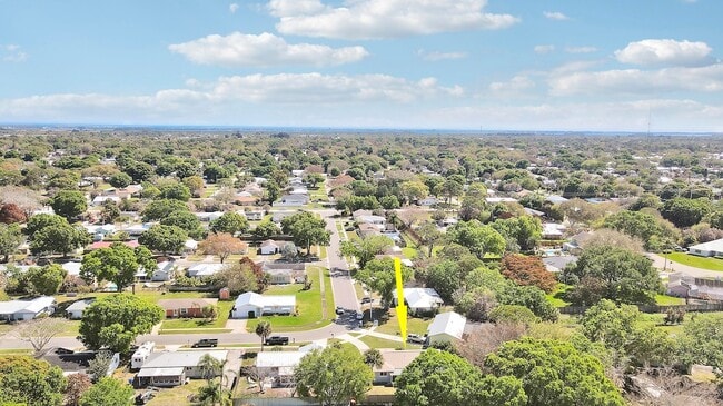 Building Photo - 2145 5th St